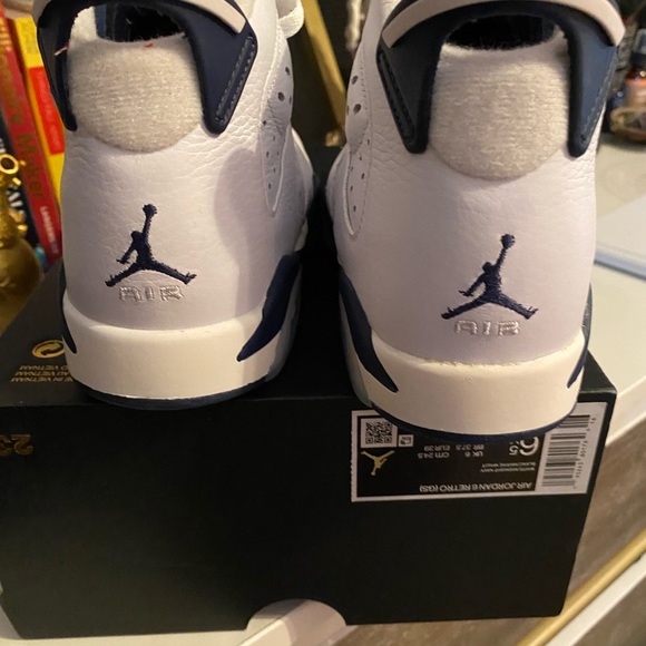 Jordan 6 Retro Midnight Navy - Picture 4 of 4